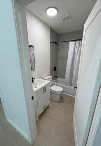 2 bedrooms apartment for rent in Sherbrooke — photo 6