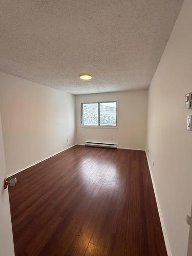2 bedrooms apartment for rent in Laval — photo 10