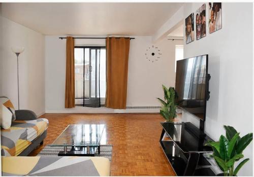 1 bedroom apartment for rent in Montreal - Saint-Laurent — photo 2