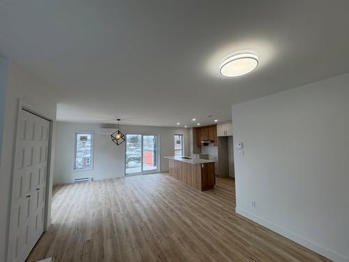 2 bedrooms apartment for rent in Sherbrooke — photo 8