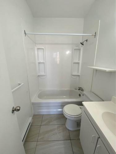 Studio for rent in Québec - La Cité-Limoilou — photo 5