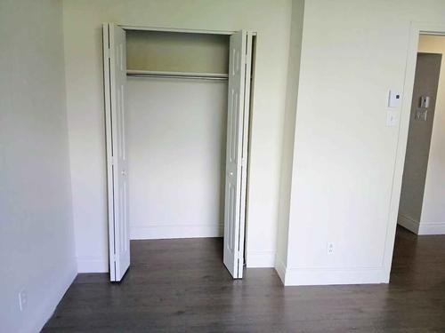2 bedrooms apartment for rent in Montreal - Ville-Marie — photo 3