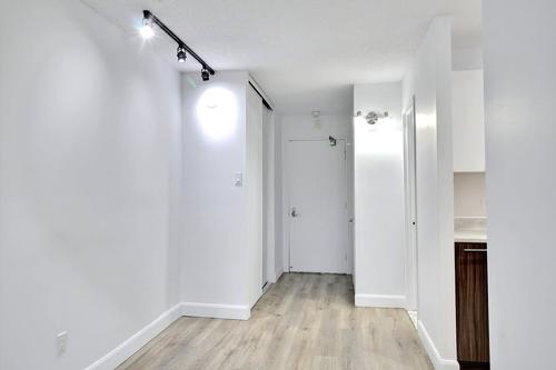 Studio for rent in Québec - Sainte-Foy–Sillery–Cap-Rouge — photo 5