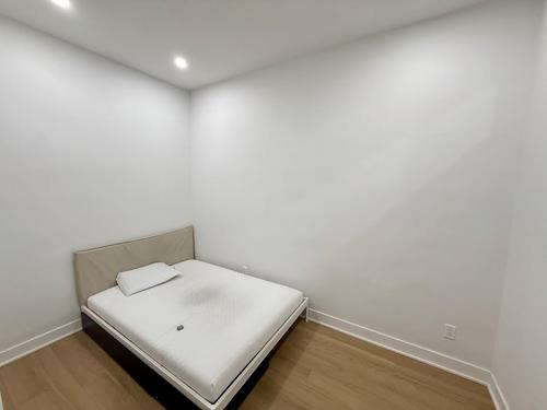 4 bedrooms apartment for rent in Montreal - Mercier–Hochelaga-Maisonneuve — photo 9