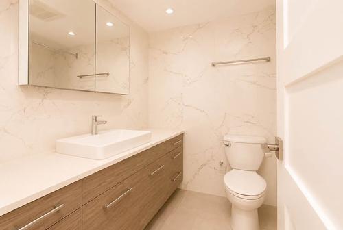Appartement de 4 chambres à louer à Montréal — photo 7