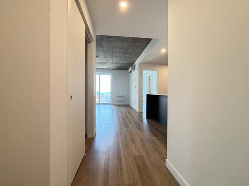 2 bedrooms apartment for rent in Laval — photo 3
