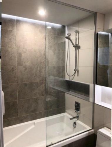 2 bedrooms apartment for rent in Montreal - Ville-Marie — photo 6