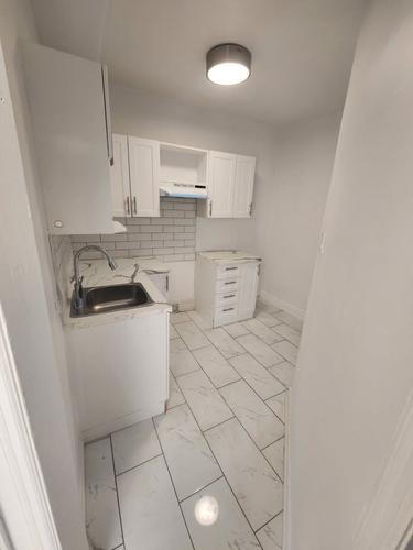 Appartement de 2 chambres à louer à Montreal - Ville-Marie — photo 2