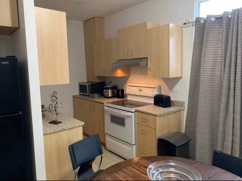 4 bedrooms apartment for rent in Montreal - Mercier–Hochelaga-Maisonneuve — photo 3