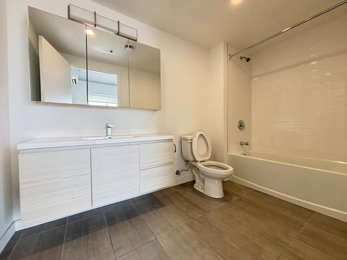 2 bedrooms apartment for rent in Laval — photo 10