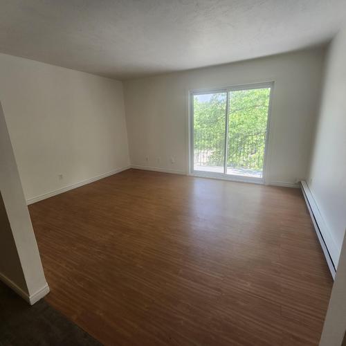 2 bedrooms apartment for rent in Sherbrooke — photo 2