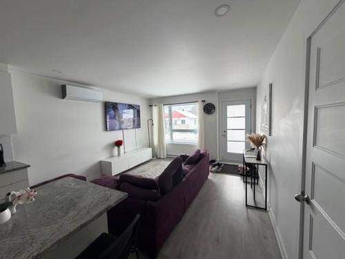 Appartement de 3 chambres à louer à Longueuil — photo 3
