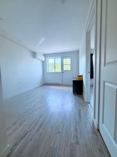 2 bedrooms apartment for rent in Laval — photo 4