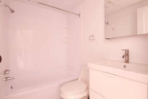 Studio for rent in Montreal - Côte-des-Neiges–Notre-Dame-de-Grâce — photo 4