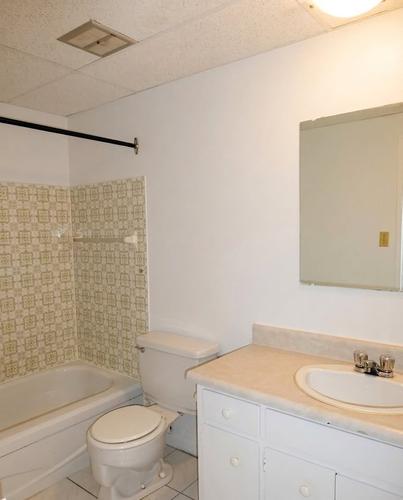 2 bedrooms apartment for rent in Sherbrooke — photo 7