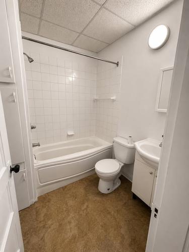 2 bedrooms apartment for rent in Sherbrooke — photo 3