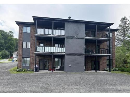 Appartement de 2 chambres à louer à Sherbrooke — photo 2