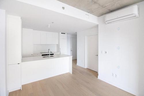 Appartement de 1 chambre à louer à Montreal - Ville-Marie — photo 2