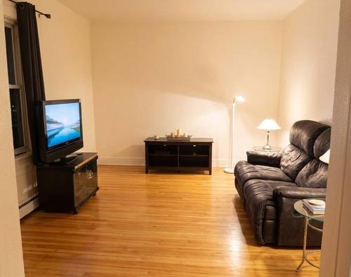 4 bedrooms apartment for rent in Sherbrooke — photo 3