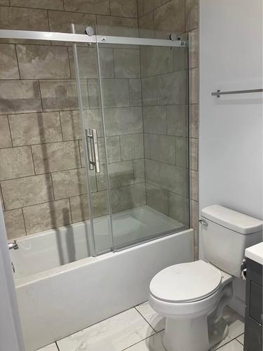 Appartement de 5 chambres à louer à Sherbrooke — photo 8
