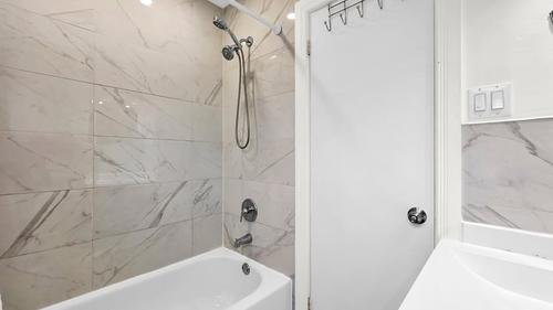3 bedrooms apartment for rent in Montreal - Ahuntsic-Cartierville — photo 14