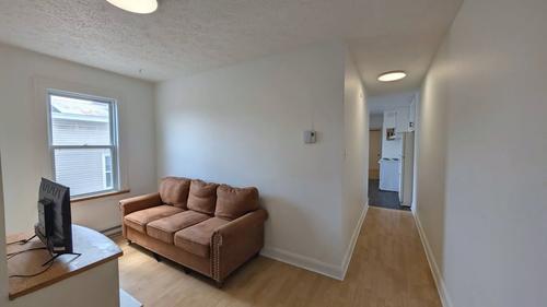 2 bedrooms apartment for rent in Sherbrooke — photo 6