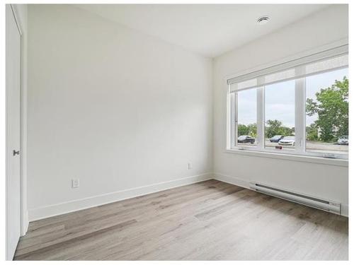 1 bedroom apartment for rent in Laval — photo 11