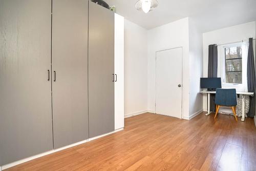 4 bedrooms apartment for rent in Montreal - Le Plateau-Mont-Royal — photo 5