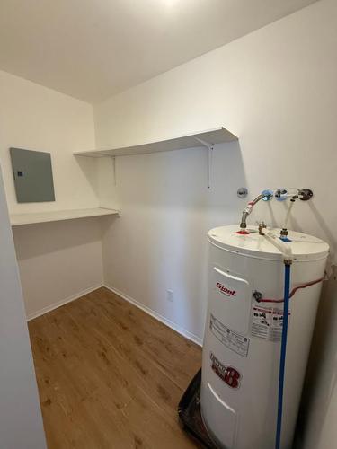 2 bedrooms apartment for rent in Laval — photo 6