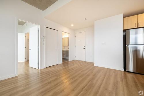 2 bedrooms apartment for rent in Laval — photo 5