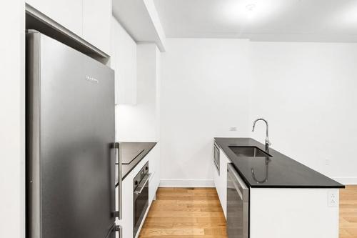 2 bedrooms apartment for rent in Montreal - Ville-Marie — photo 5