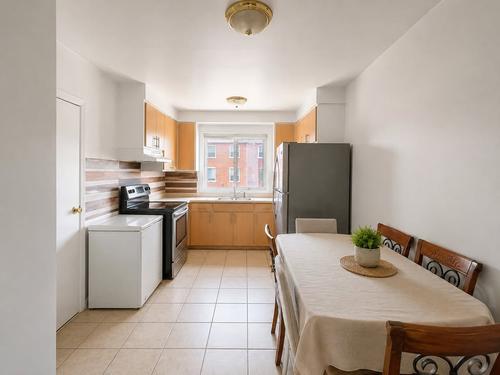 Appartement de 3 chambres à louer à Longueuil — photo 2