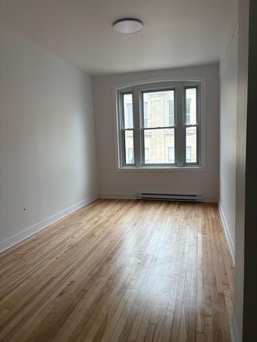 5 bedrooms apartment for rent in Montreal - Ville-Marie — photo 6
