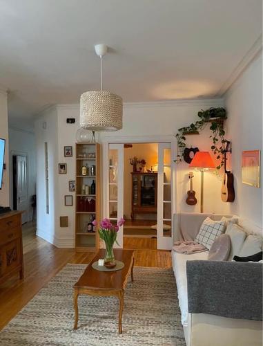 2 bedrooms apartment for rent in Montreal - Le Plateau-Mont-Royal — photo 2