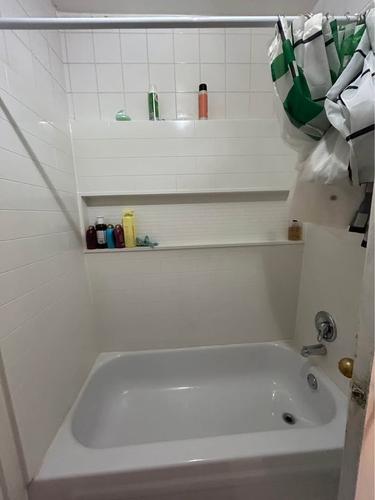 3 bedrooms apartment for rent in Montreal - Verdun — photo 6