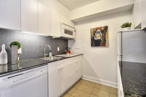 Studio for rent in Montreal - Ville-Marie — photo 4