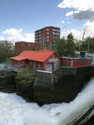 2 bedrooms apartment for rent in Sherbrooke — photo 11
