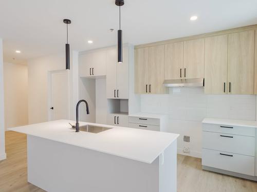 2 bedrooms apartment for rent in Sherbrooke — photo 6