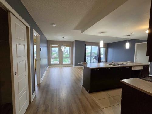 3 bedrooms apartment for rent in Laval — photo 4