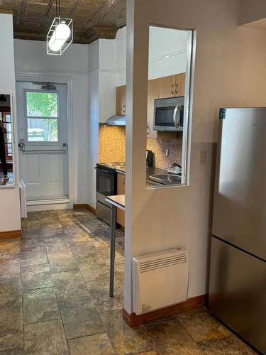 2 bedrooms apartment for rent in Montreal - Le Plateau-Mont-Royal — photo 3
