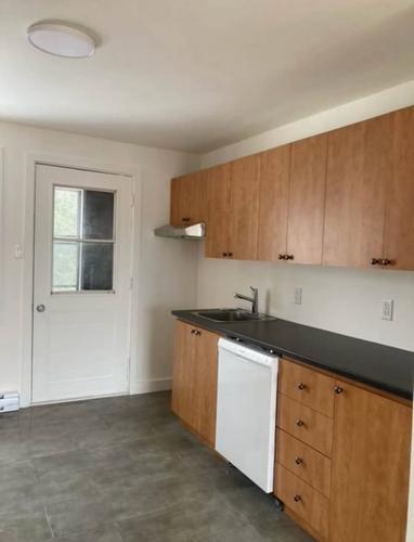 Appartement de 2 chambres à louer à Québec - Sainte-Foy–Sillery–Cap-Rouge — photo 2