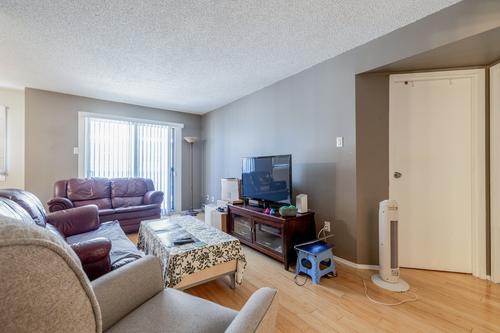 2 bedrooms apartment for rent in Laval — photo 10