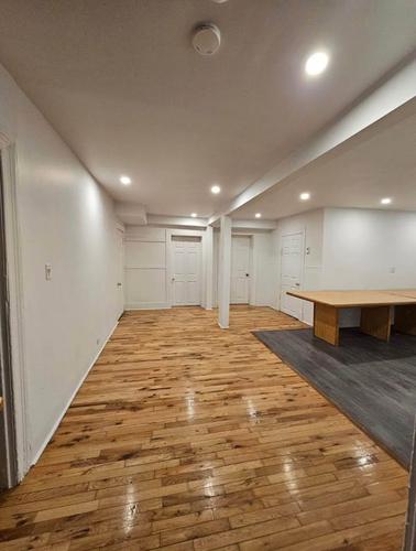 4 bedrooms apartment for rent in Montreal - Ville-Marie — photo 2