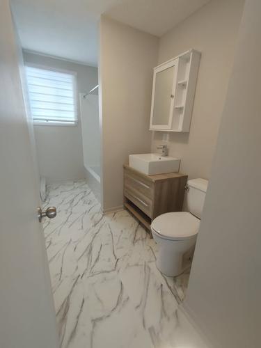 Appartement de 2 chambres à louer à Montreal - Côte-des-Neiges–Notre-Dame-de-Grâce — photo 2