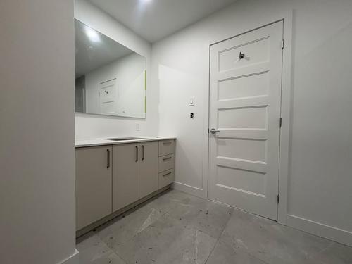 2 bedrooms apartment for rent in Sherbrooke — photo 2