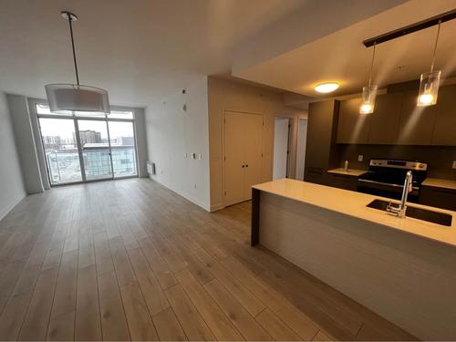 2 bedrooms apartment for rent in Laval — photo 2