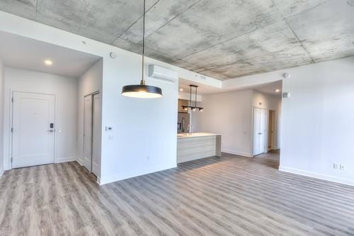 3 bedrooms apartment for rent in Laval — photo 5