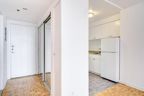 1 bedroom apartment for rent in Montreal - Ville-Marie — photo 5