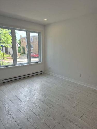 Appartement de 3 chambres à louer à Longueuil — photo 2