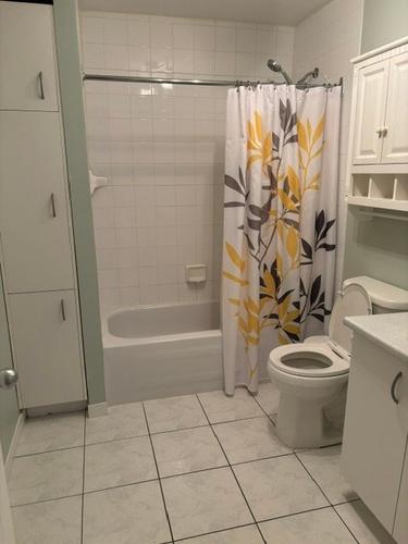 2 bedrooms apartment for rent in Sherbrooke — photo 8